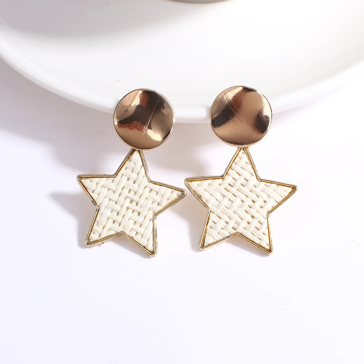 Boho Wood and Rattan Earrings – Ethnic and Handcrafted Style