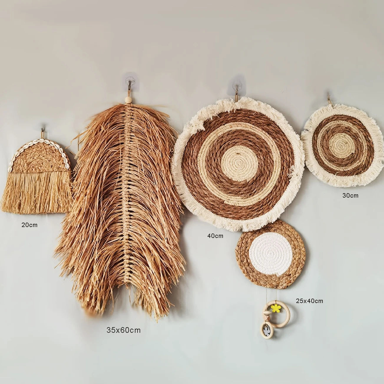 Decorative Wicker Mirror – Natural and Handcrafted Style