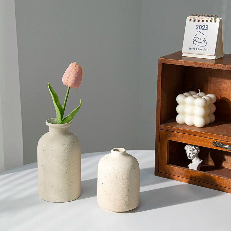 Nordic Style Ceramic Vase – Minimalist Home Decor