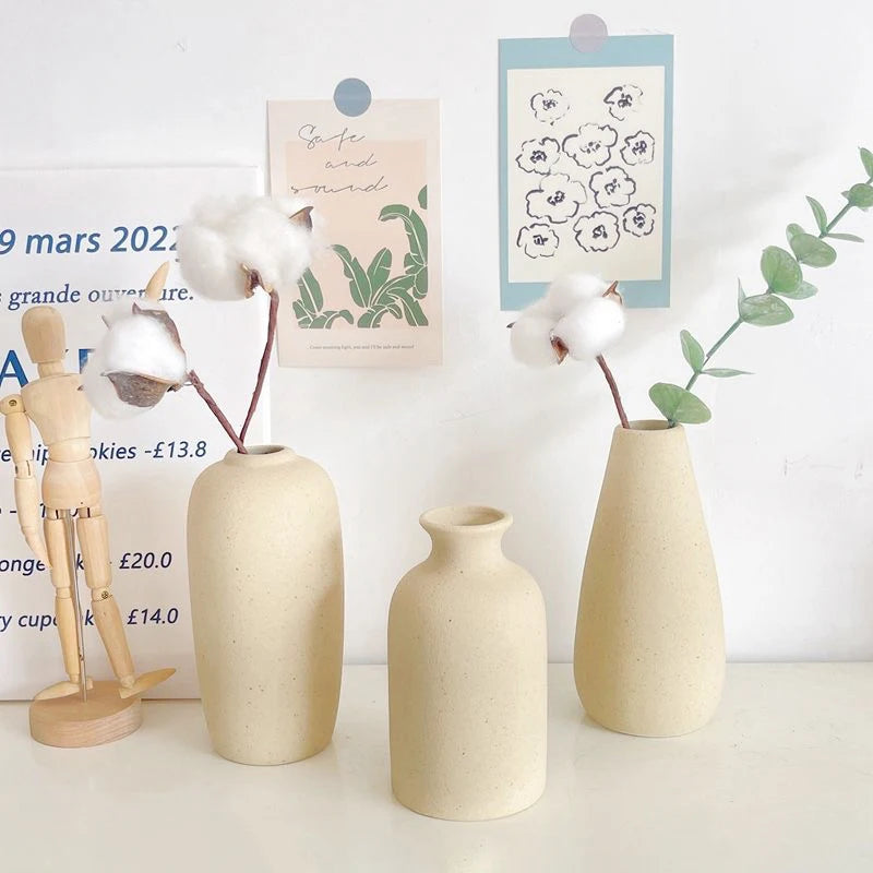 Nordic Style Ceramic Vase – Minimalist Home Decor