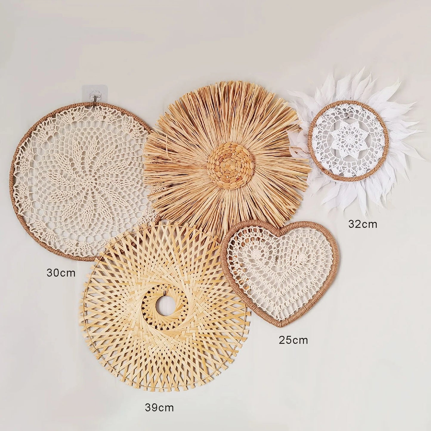 Decorative Wicker Mirror – Natural and Handcrafted Style