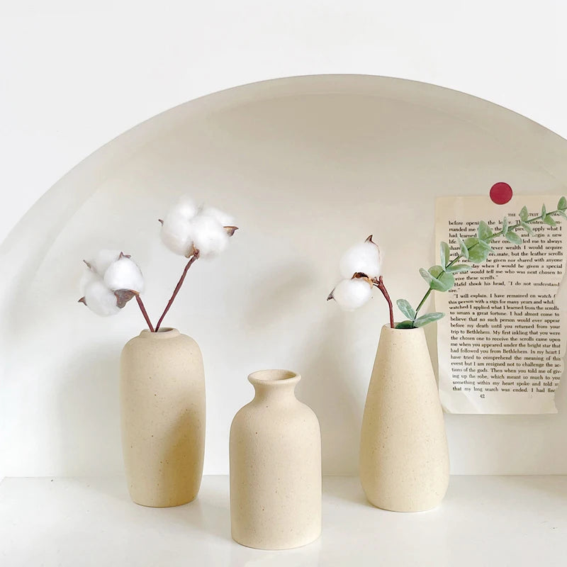 Nordic Style Ceramic Vase – Minimalist Home Decor