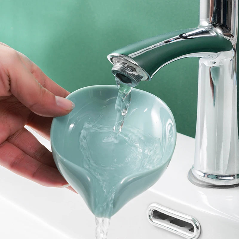 Plastic Soap Dish with Drainage – Modern and Compact Design