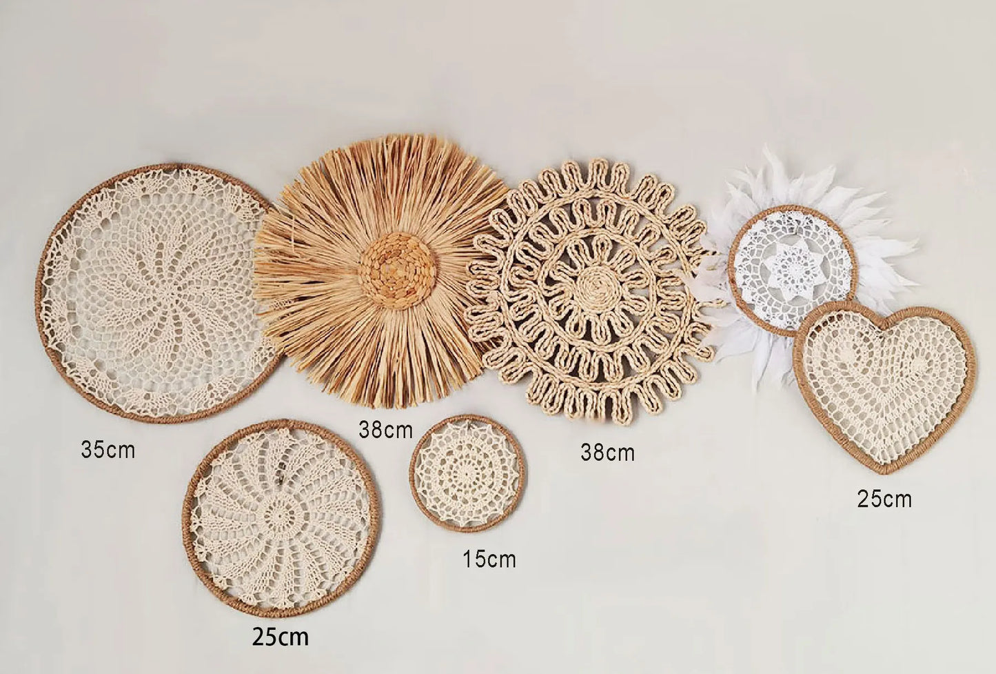 Decorative Wicker Mirror – Natural and Handcrafted Style