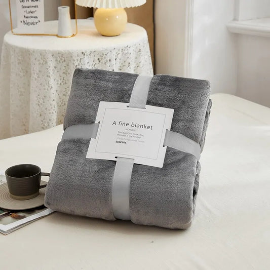 Coral Fleece Blanket 70x100cm – Softness and Comfort for All Seasons