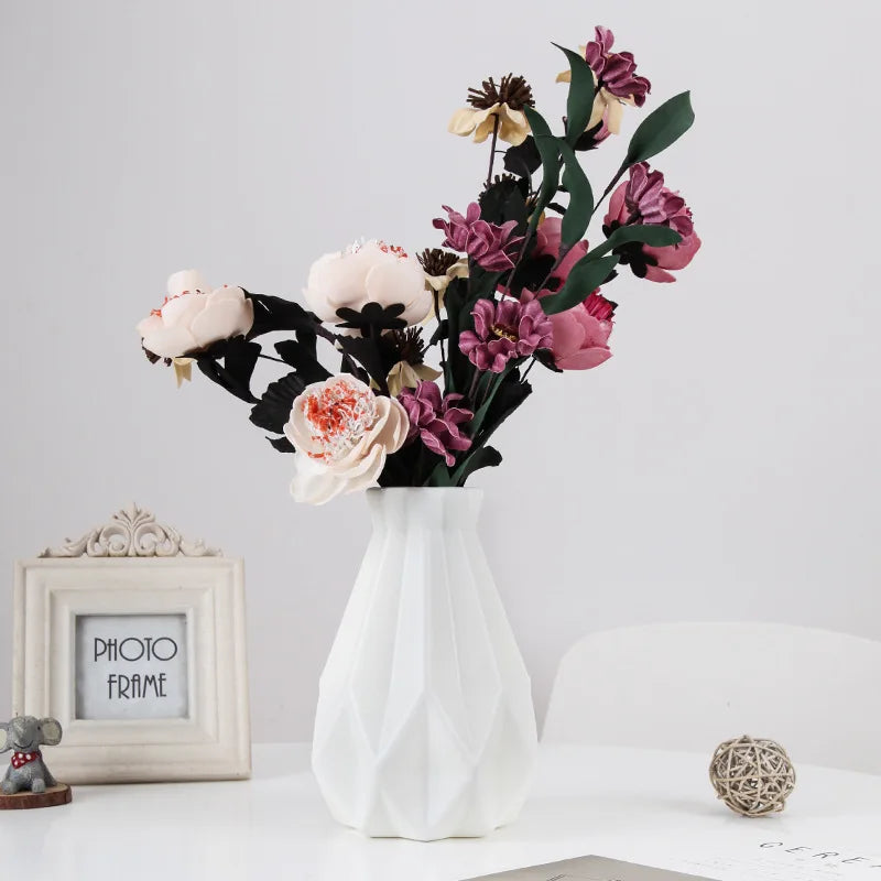 Plastic Vase with Ceramic Imitation – Nordic and Modern Style