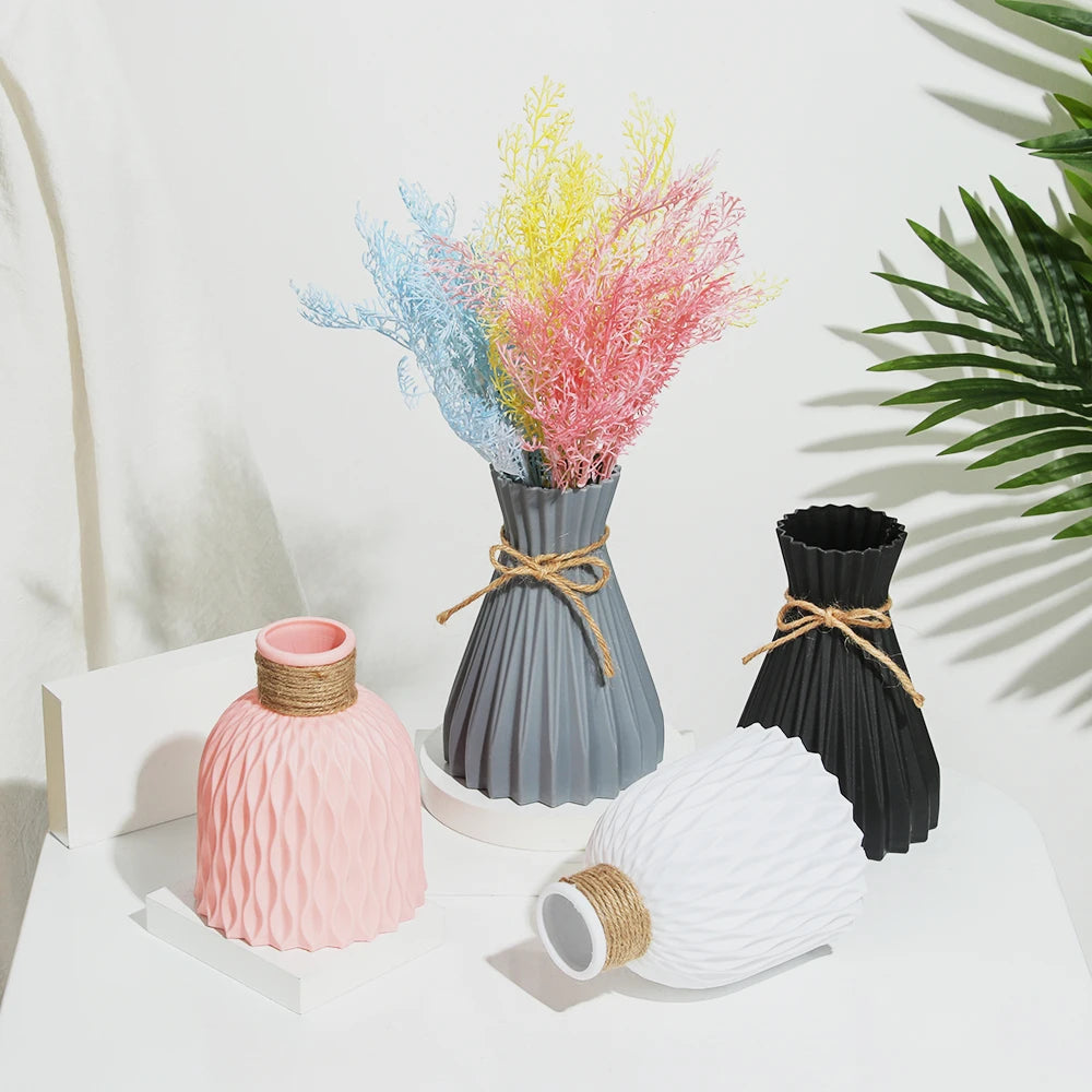 Decorative Plastic Vase – Modern and Minimalist Design