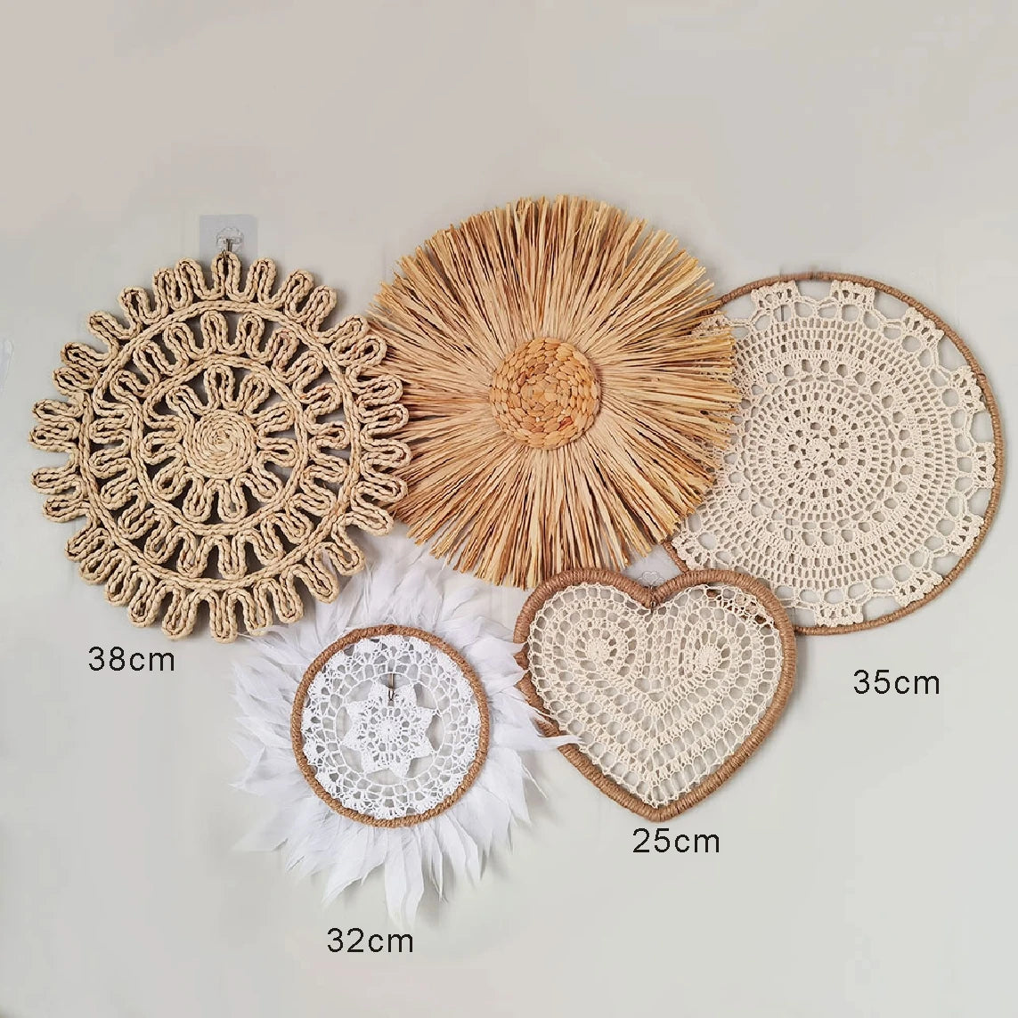 Decorative Wicker Mirror – Natural and Handcrafted Style