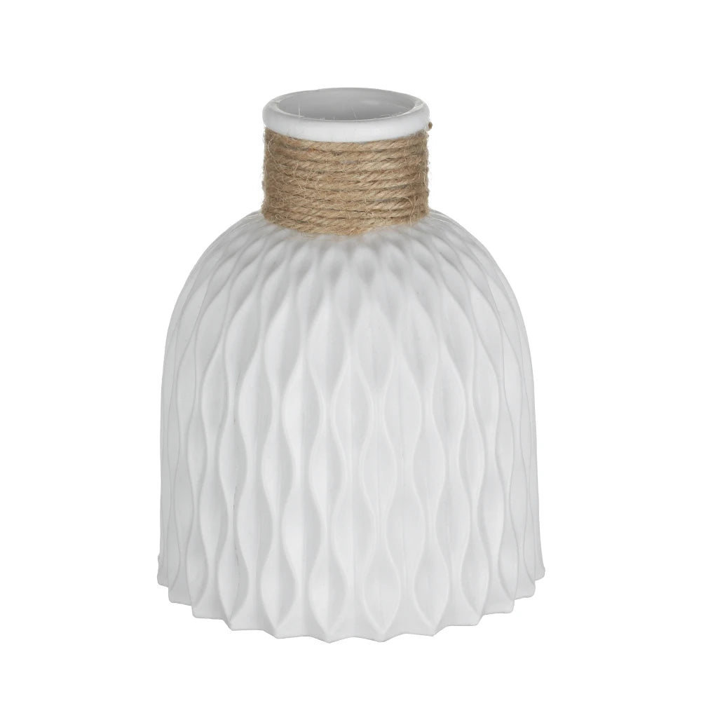 Decorative Plastic Vase – Modern and Minimalist Design